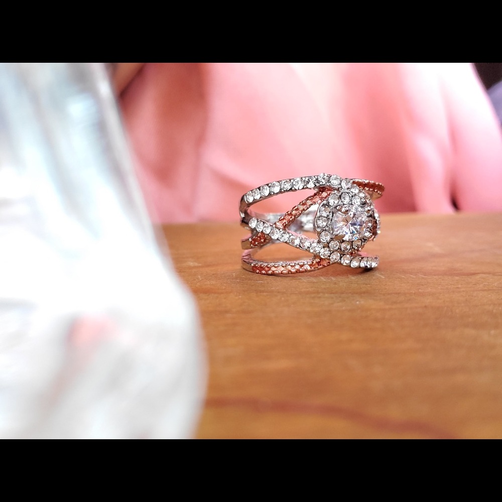 Size 8 wrap ring